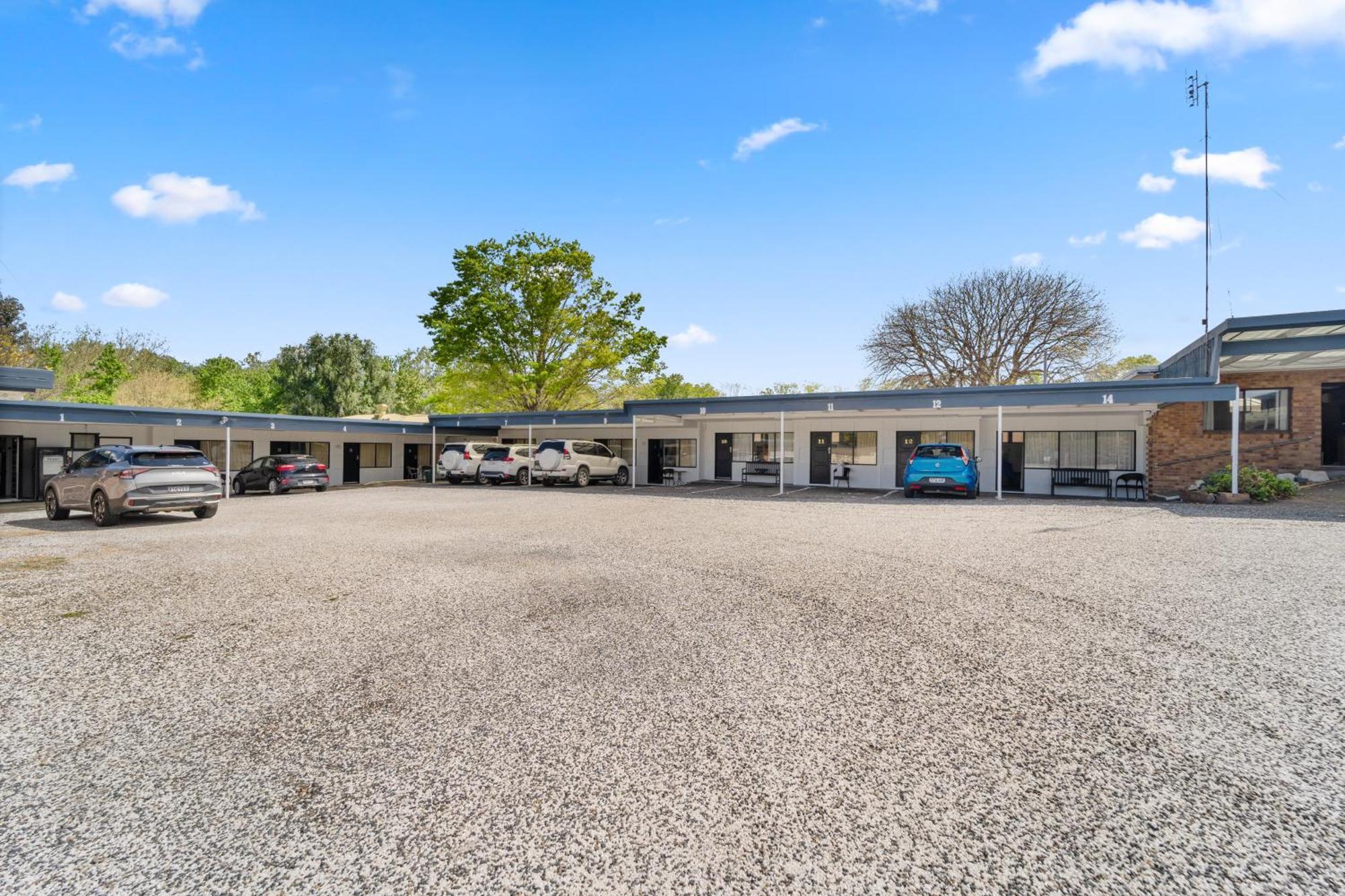 Tally Ho Motor Inn Tenterfield Ngoại thất bức ảnh